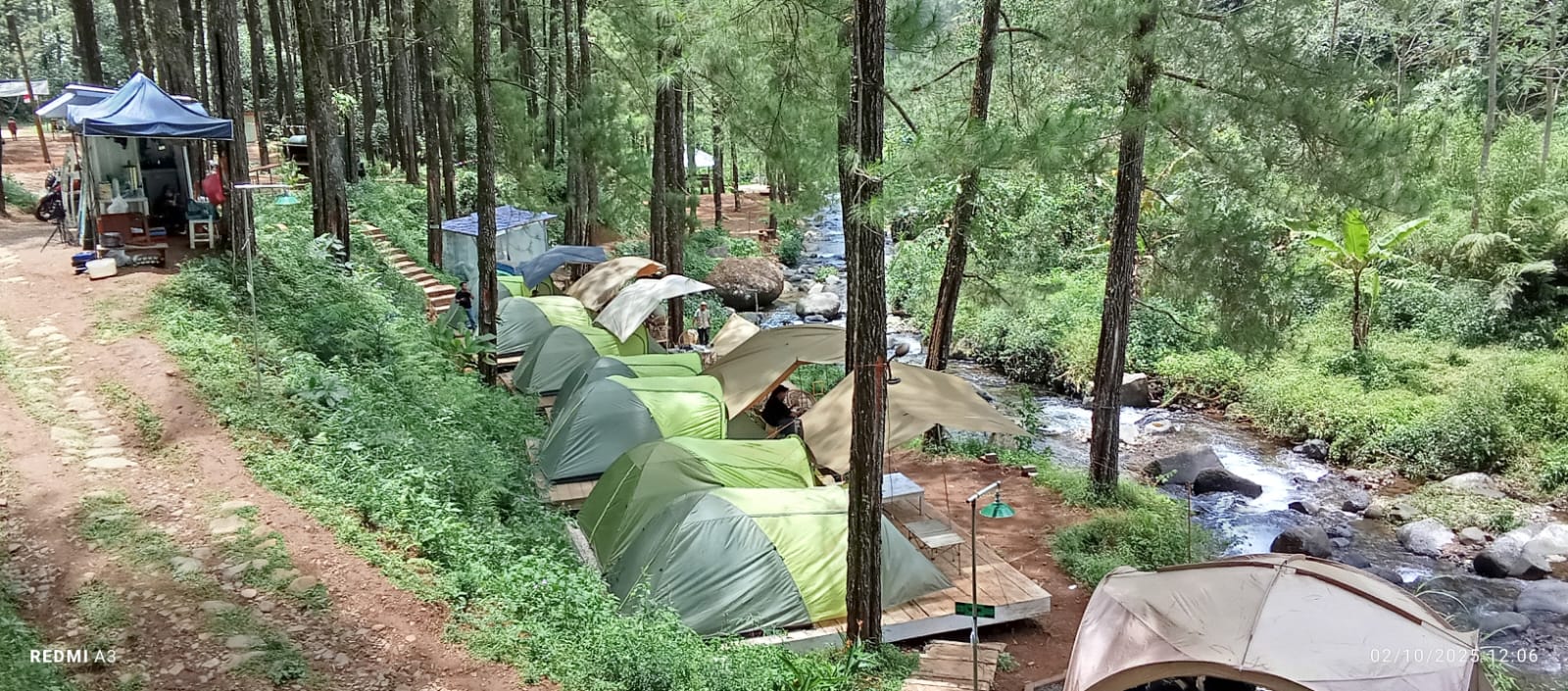 IMG-20251002-WA0032 Suasana Glamping di pinggir Sungai
