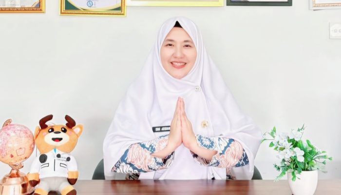 dr.-Erni-Herdiani-M.H.MARS_-700x400