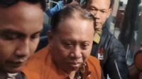 rektor-unsoed-dan-warek-unsoed-ditahan-usai-ditetapkan-tersangka-peras-calon-mahasiswa-baru-kurniawadetikcom-1787344676720_169